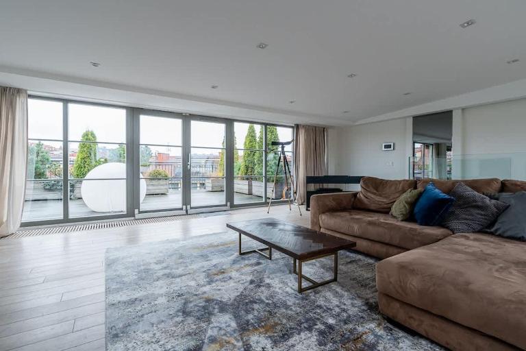 Domillion Amazing 3bdr Penthouse with Terrace MZ28 - B&B Vilnius