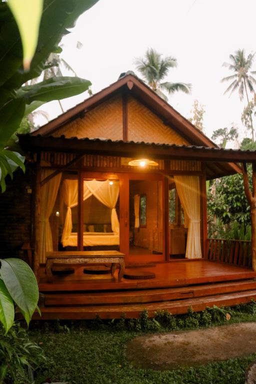 Nishiyama Wooden House - B&B Banjar Ambengan