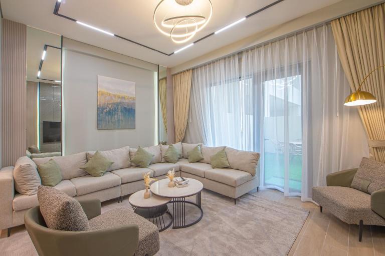 Rosewater at Creek Beach Building 2 Luxury Creekside Living with Beach & Pool Access - B&B Dubai