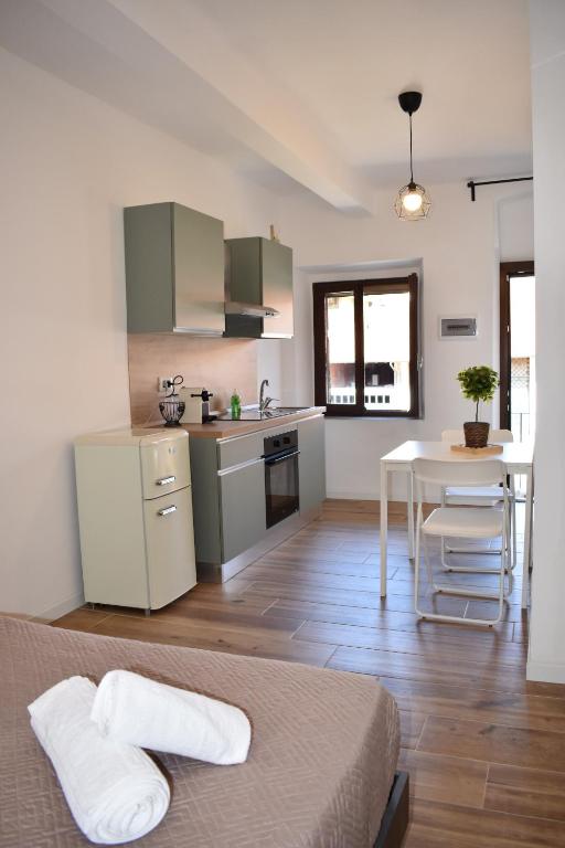 Suite Leonardo - Ferienwohnung Magenta