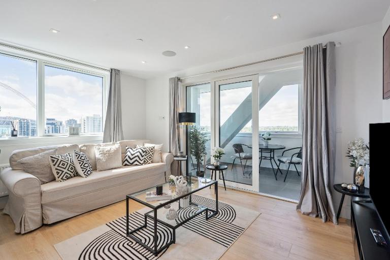 Luxury 3-Bed Apt in Wembley Park UpTo 30 percent OFF - Ferienwohnung London
