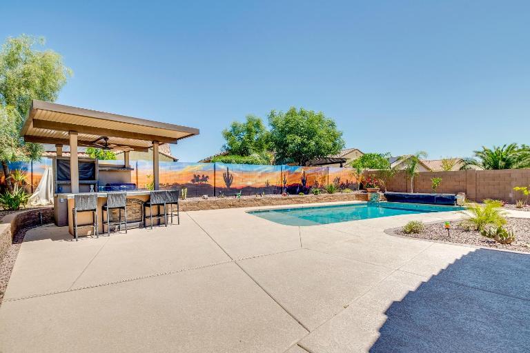 Cookout Ready! San Tan Valley Gem w/ Resort Perks - Chambres d'hôtes San Tan Valley