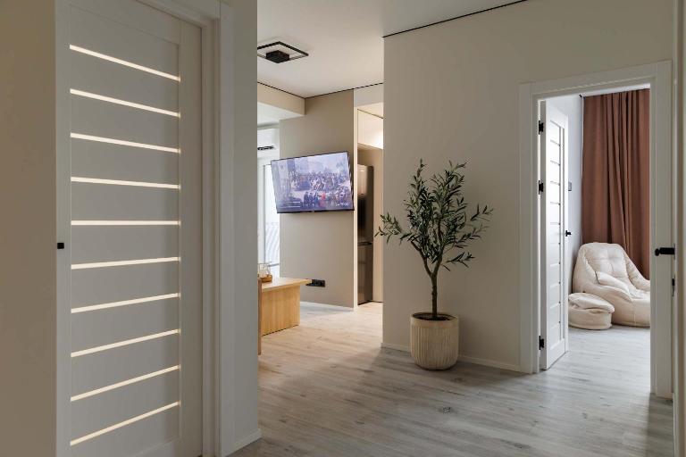 Modern 2-BR Balcony-View Apartment with Coffee Station and more - GrandStay - B&B Chișinău