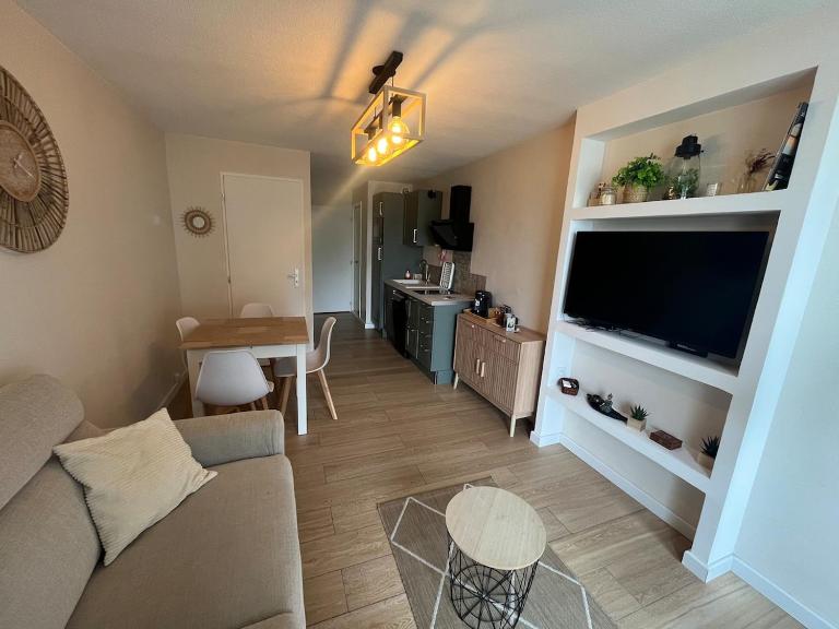 Apartment - La Grande Motte - fully equipped - Chambres d'hôtes La Grande-Motte