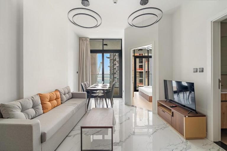 FIRST CLASS 1BR Waterfront Bliss - Chambres d'hôtes Abou Dabi