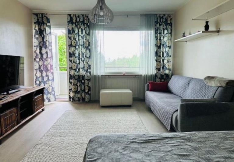 Studio with glazed balcony - B&B Kotka