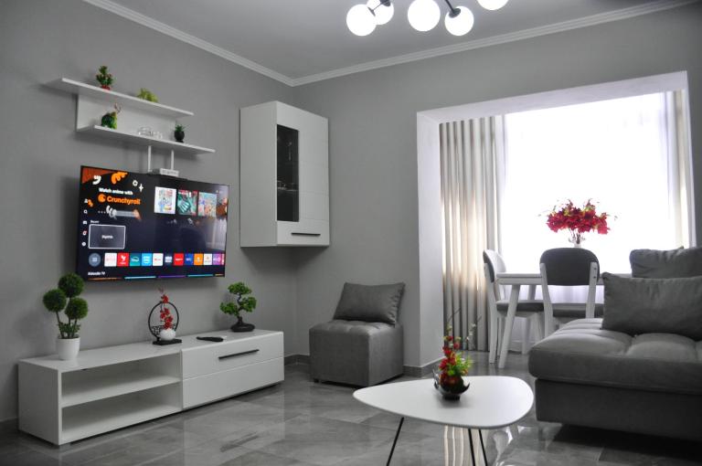 Urban Bazaar Stay - B&B Tirana