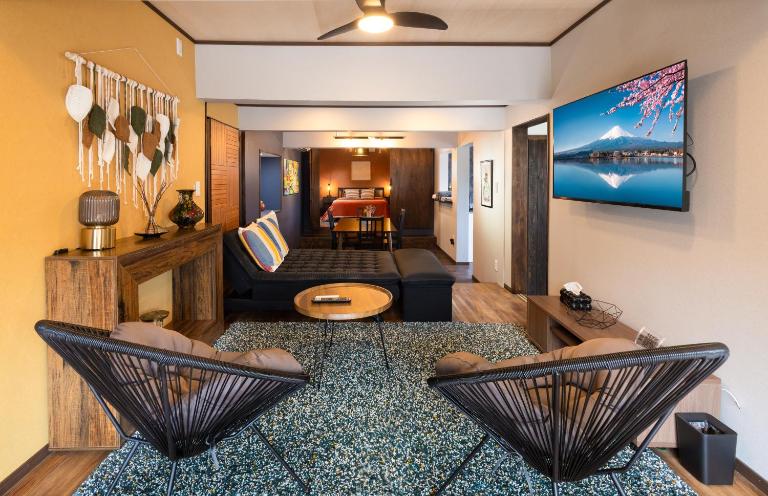 Mimitsu Lounge CASAKURA - B&B Hyūga