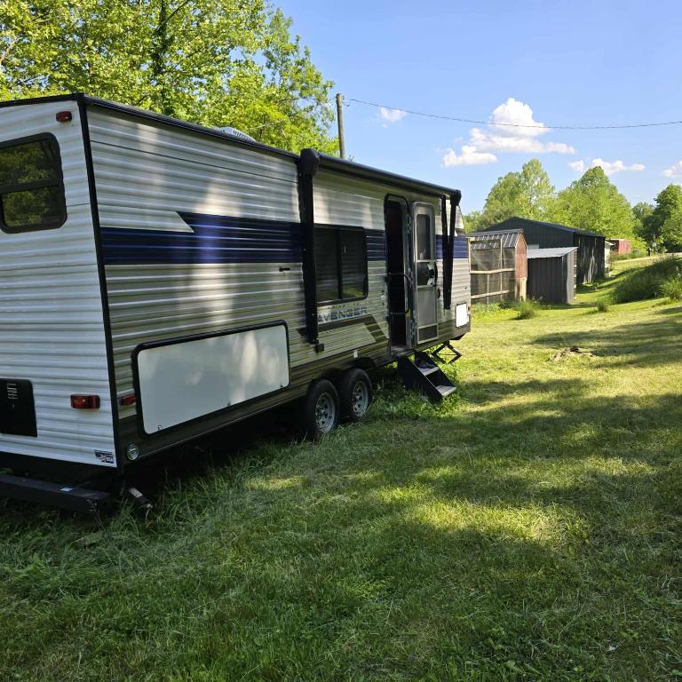 Monday creek camper - B&B New Straitsville
