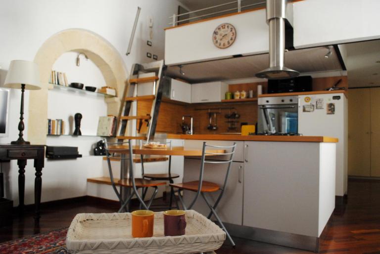 IzzHome Baylle - Ferienwohnung Cagliari