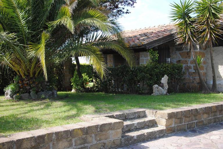 Tenuta Di Pontesodo - Chambres d'hôtes Montalto di Castro