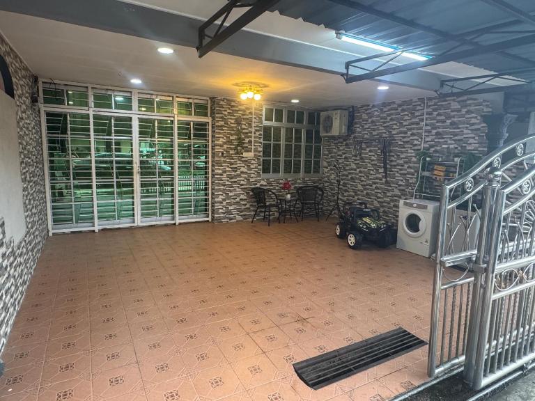 Twins Homestay Naka - B&B Kuala Nerang