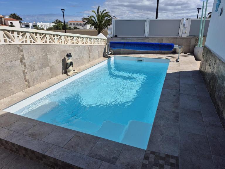 Villa María, relax, piscina climatizada, bellas vistas - B&B Corralejo