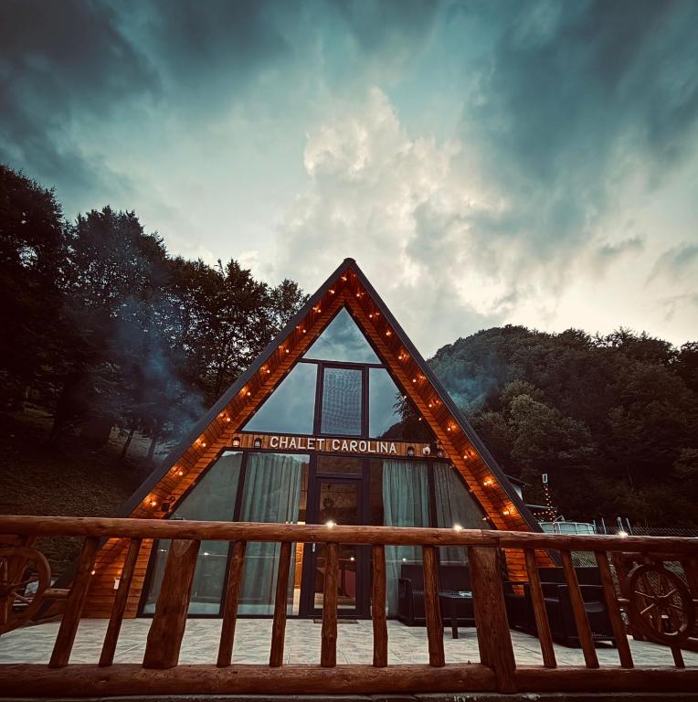 Chalet Carolina - Ferienwohnung Padeş