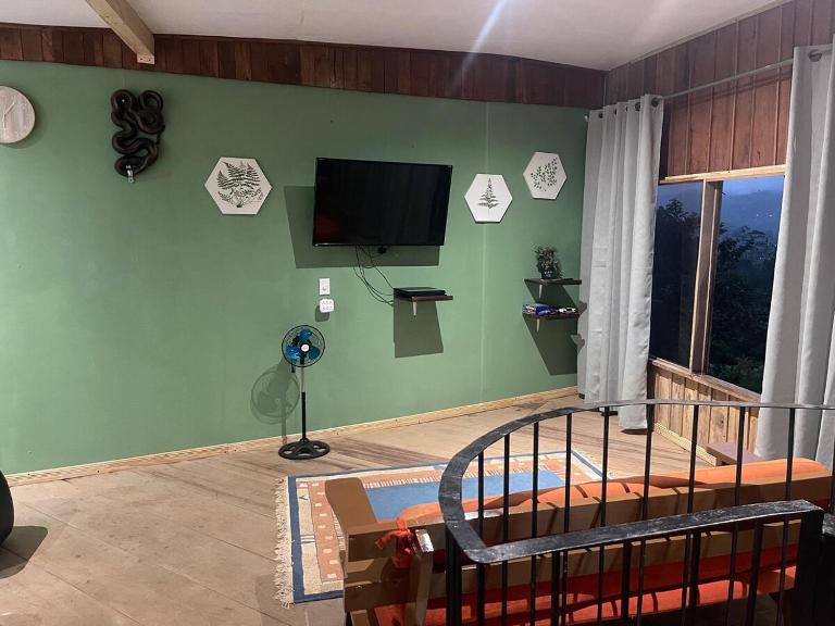 Cabaña El Mirador de las Montañas - B&B Turrialba