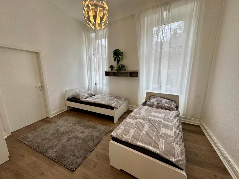 Modern apartment in Solingen with perfect connections - Bed and Breakfast Solingen