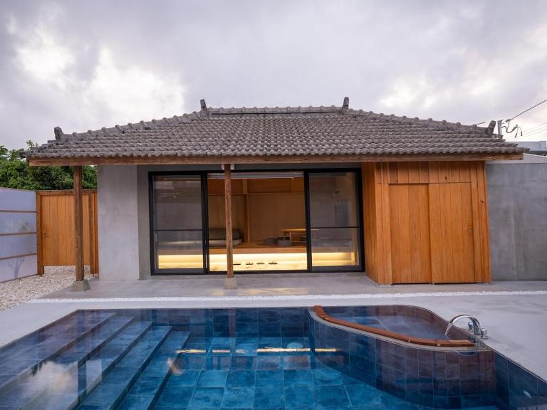 星と水の宿 瀬底島 - B&B Motobu