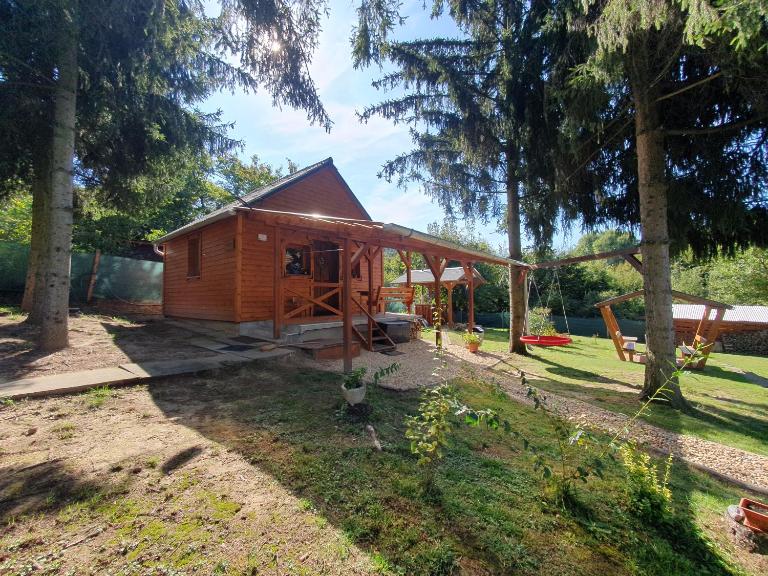 Galagonya Vendégház-Hegyvidéki szálláshely - B&B Salgótarján