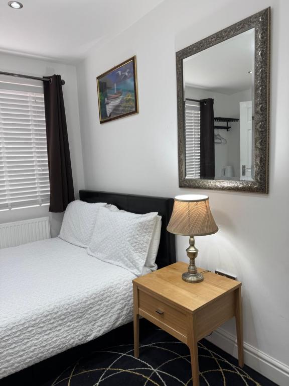 Room with en-suite facilities - Ferienwohnung Ashford