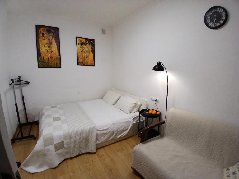 Квартира напротив вокзала - Ferienwohnung Lwiw