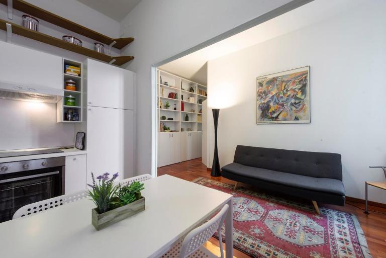 Stylish Apartment at Isola-Garibaldi District - B Home - Chambres d'hôtes Milan