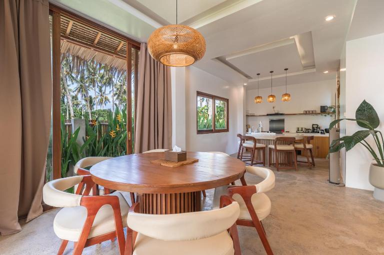 La Luna Villa Siargao - CoLiving w Private Rooms, Pool & Rooftop - B&B General Luna