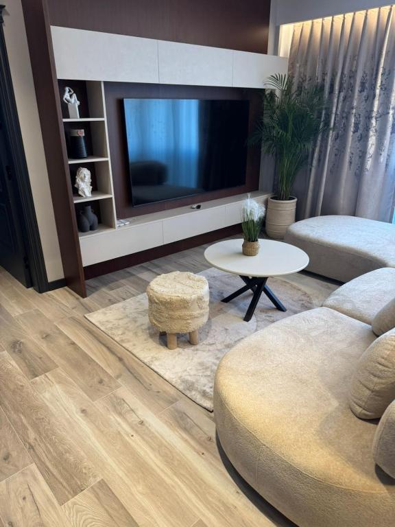 Theemeraldsuiteapartament - B&B Tirana