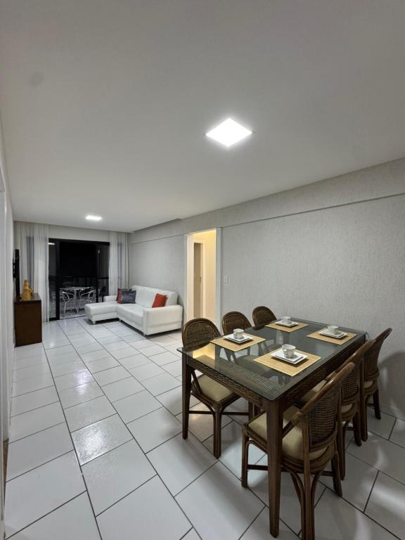 Aconchegante apartamento a 100 mt da Praia da Bacutia - B&B Guarapari