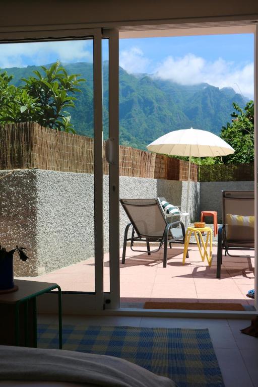 Araça Studio - Atlantic Mountain Living - B&B São Vicente