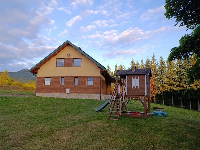 Całoroczne Domki Zacisze Hnatowego Berda - Ferienwohnung Wetlina