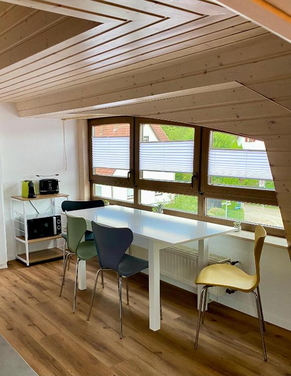 Moderne Monteur- und Ferienwohnung am Plettenberg - B&B Dotternhausen