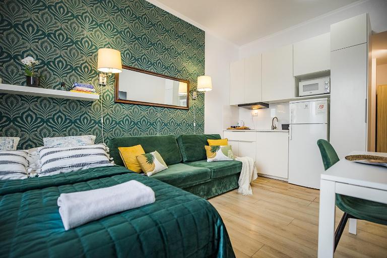 UnitApartments Studio Warszawa Zachodnia - blisko komunikacji lotnisko Chopina Blue City MGR - B&B Varsavia