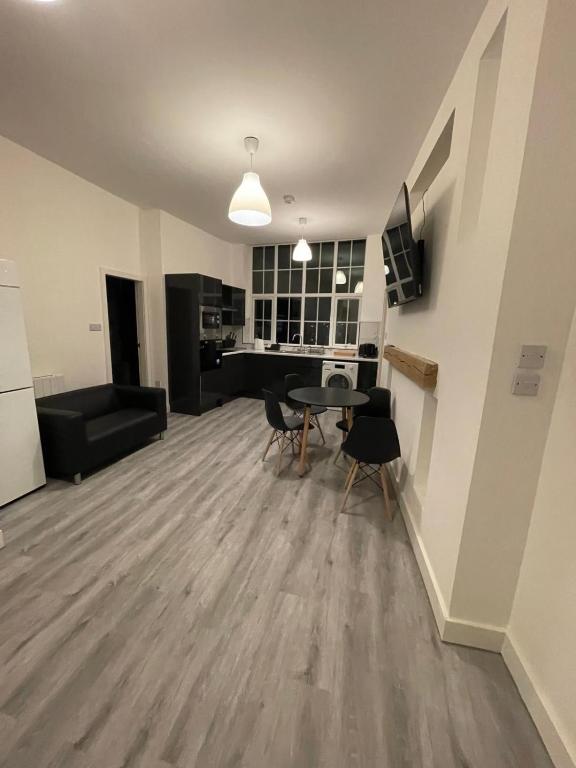 Stylish modern 2 bedroom flat 6B - B&B Denton