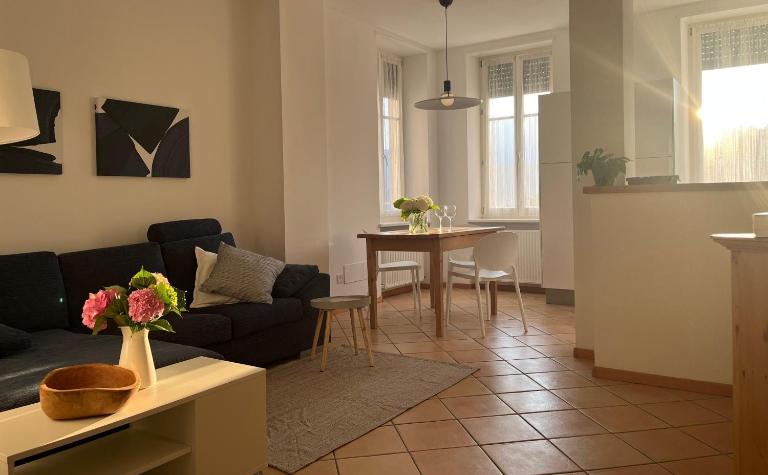 Civico7, ottima posizione con parcheggio - B&B Levico Terme