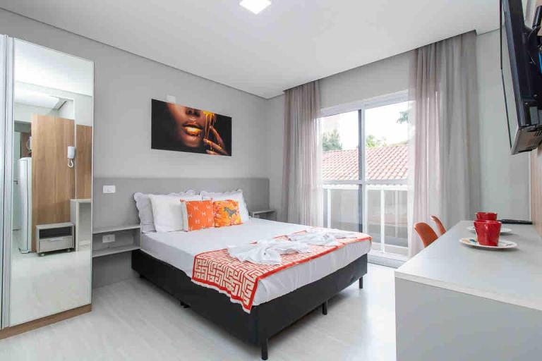 Studio lindamente decorado! Ideal para casal! 2 - Chambres d'hôtes Curitiba