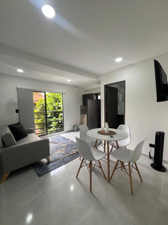 Apartamento en La America 2 habitaciones - B&B Medellín