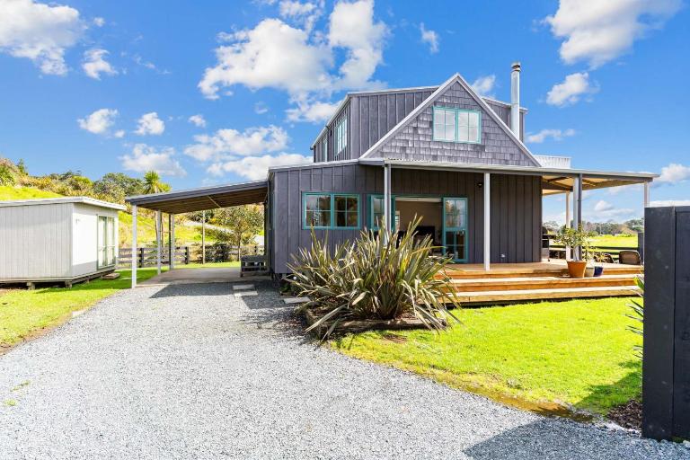 Cove Family Haven - Waipu Holiday Home - Bed and Breakfast Waipu