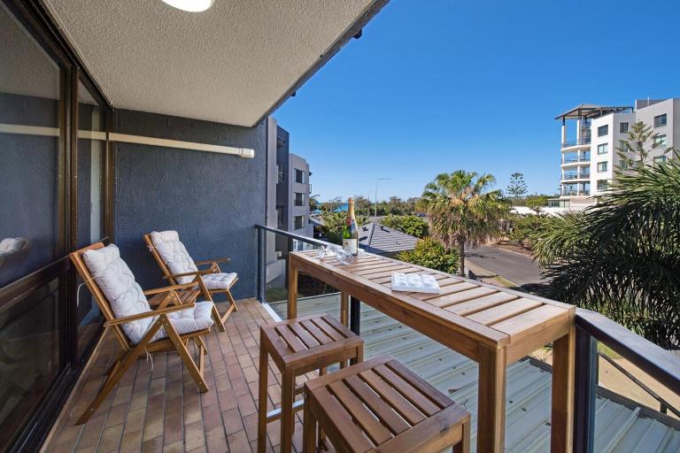 SaltHaus - Luxurious coastal escape 100m to beach - B&B Alexandra Headland