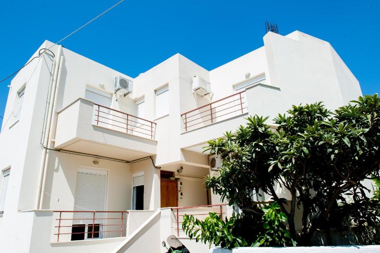 Maria Apts - B&B Astrinó