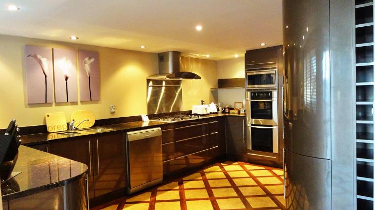 Pukaki Holiday Apartments - Bed and Breakfast Rotorua