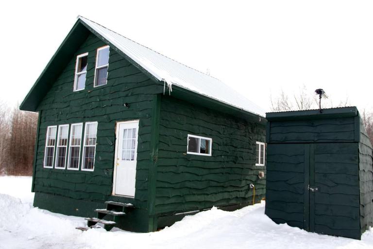 Secluded Upstate New York Glamping Cabin for the Ultimate Outdoor Adventure - Ferienwohnung Norfolk
