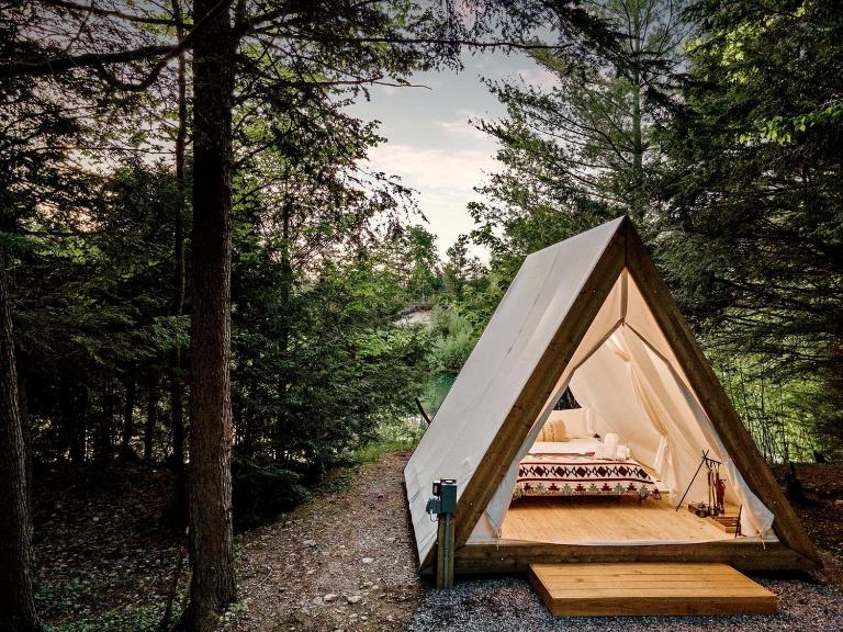 Idyllic Safari Tent with Sauna and Amazing Views in North Woodstock, New Hampshire - B&B North Woodstock