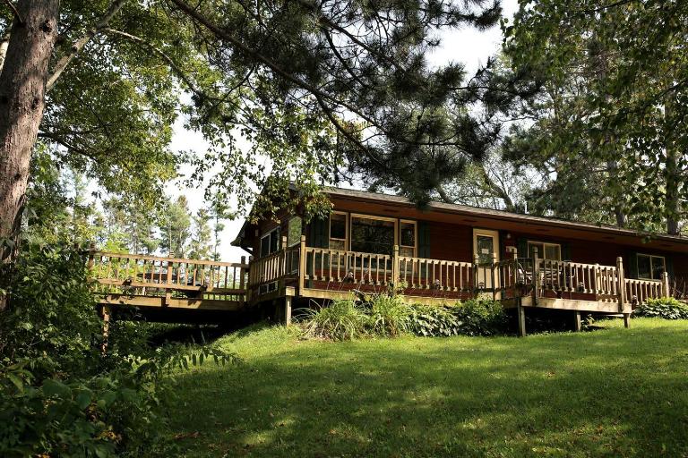 Rustic Family Cabin Rental with a Fire Pit near Wisconsin Dells - B&B Tomah