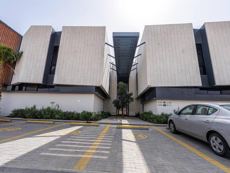 Mabaat-Executive-Hittin 612 - B&B Riyad