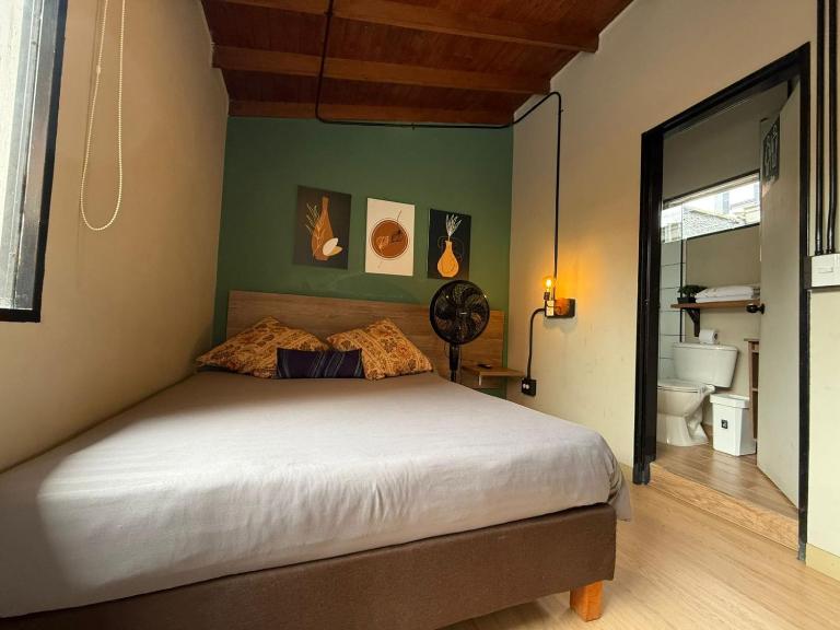 Apartamento cerca a clínica las Américas en Medellín - ONE204 By Roots Rentals - B&B Medellín
