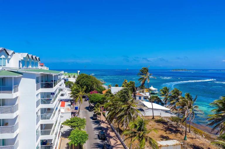 Pool Apartment 1 min walk to the Best Beach - B&B San Andrés