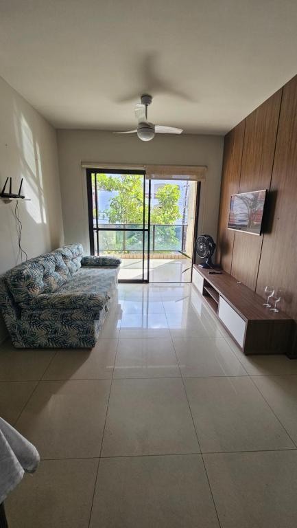 Lindo apartamento reformado a duas quadras da praia da Enseada - Chambres d'hôtes Guarujá