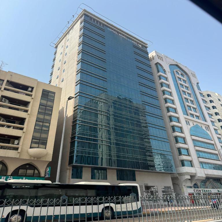 Luxury 1-bedroom fully furnished Lifeline apartment - Bed and Breakfast Abu Dhabi