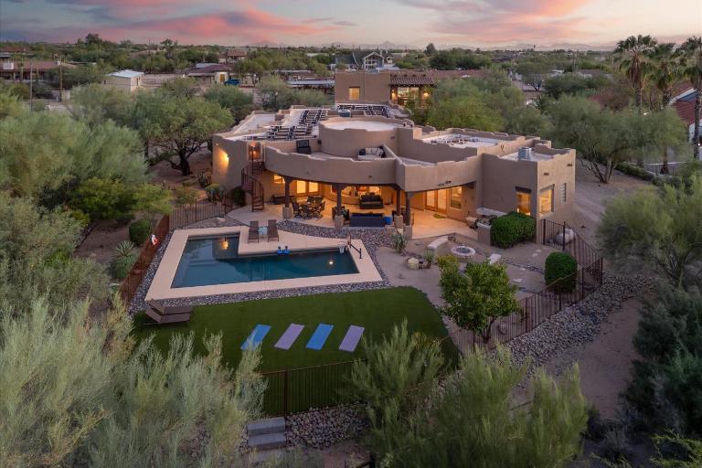 Mountain Views - Pool - Games - YogaDeck - B&B Cave Creek
