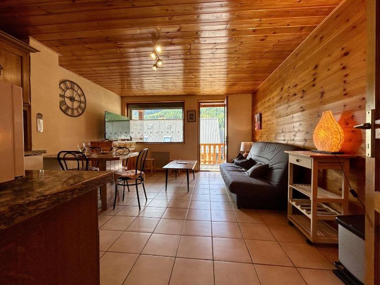 Charmant T2 avec balcon, parking et coin montagne à La Salle-les-Alpes - FR-1-330F-209 - Ferienwohnung La Salle-les-Alpes